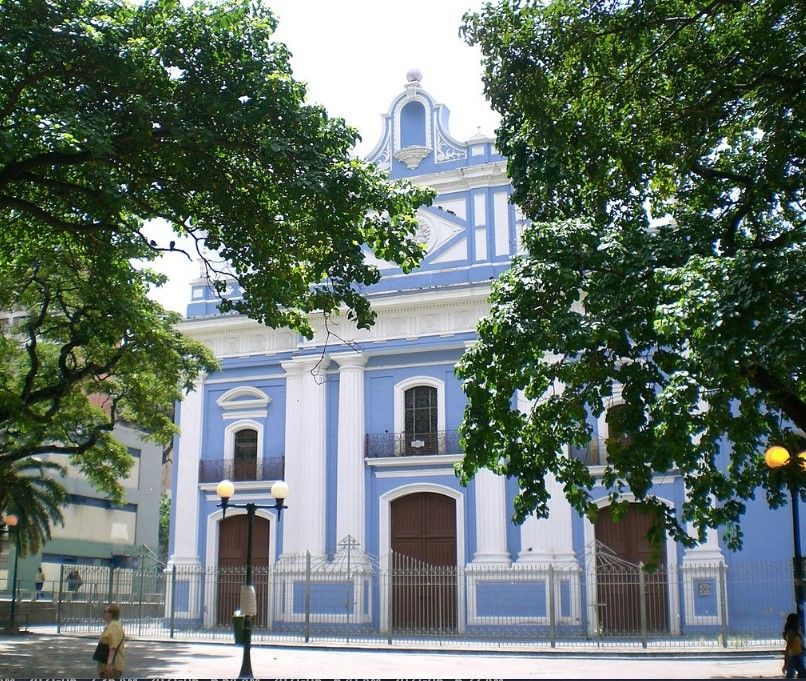 Church of Nuestra Senora de la Candelaria in Caracas.jpg