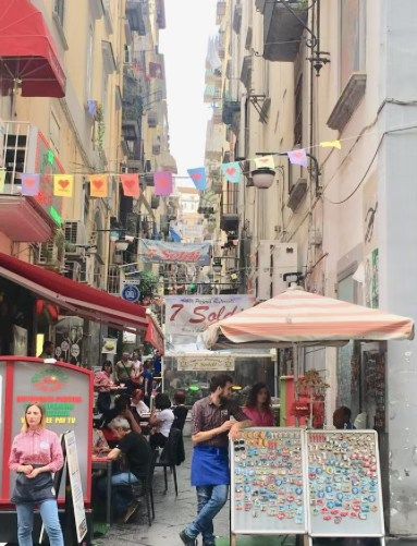 Spanish Quarters of Naples.jpg